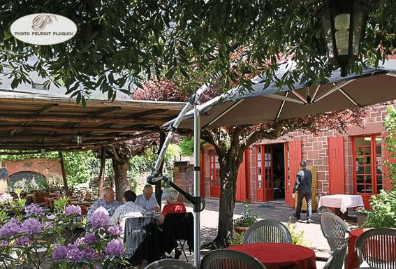 Restaurant in Collonges la Rouge
