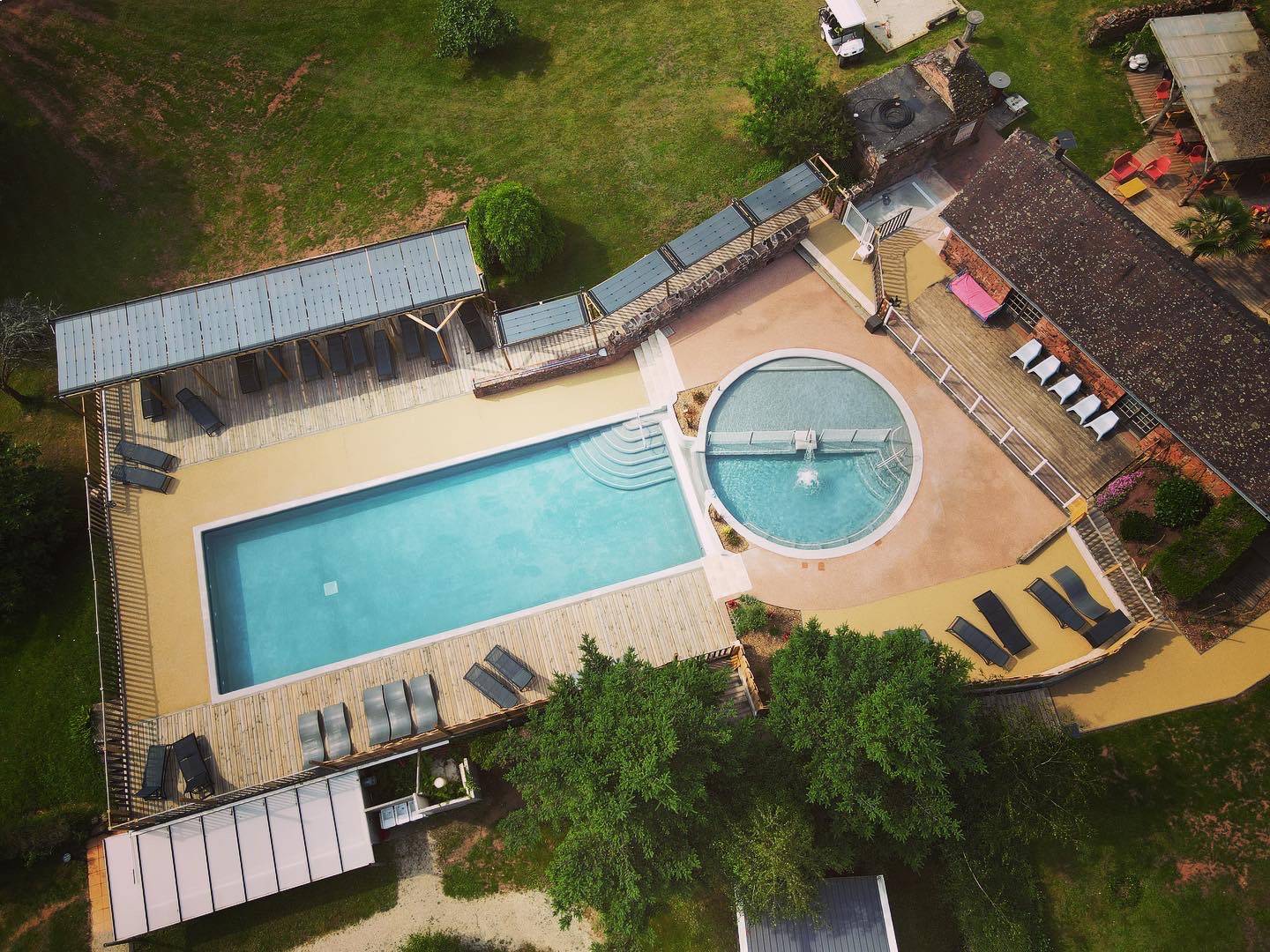 Piscine balnéo Domaine du Coq Rouge